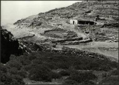 Γενική άποψη του δυτικού τομέα της Κάτω πόλης μετά από την διάνοικη του δρόμου στους αγρούς Κωβαίου και Νομικού.