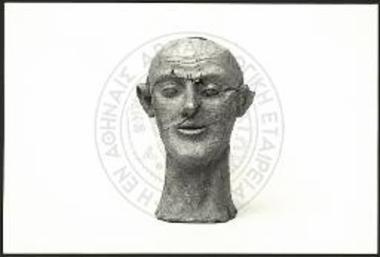 Πήλινες κεφαλές από τον τάφο ΛΙΙΙ.