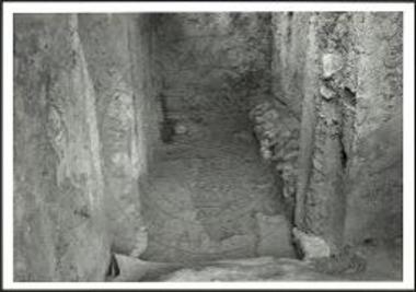 Τουρκογειτονιά. Ανακτορικό Κτίριο. Δωμάτιο 25: Το δωμάτιο 25 μετά την ανασκαφήν από Δυσμών.