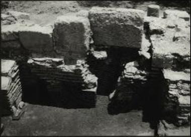 Πολύστυλον Αβδήρων. Λουτρών. Υπόκαυστα.