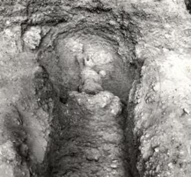 Περατή. Το νεκροταφείον. Ο τάφος 129, παιδικός οιονεί θαλαμοειδής.