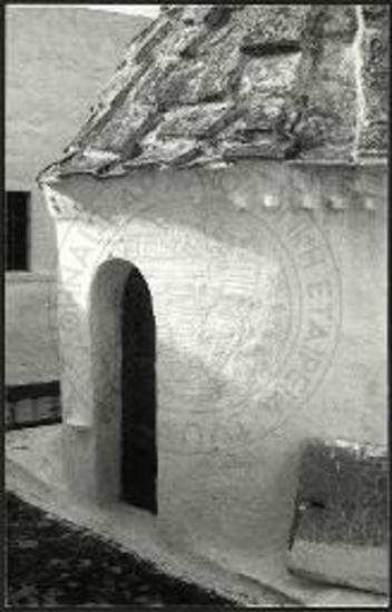 Τμήμα της σφενδόνης του εξωτερικώς ασβεστοχρισμένου τρούλλου.