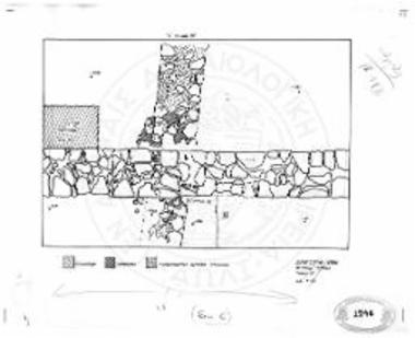 Κάτοψη της τομής Β΄. Τοίχοι 48 (ελληνιστικός) και 53 (υστερογεωμετρικός).