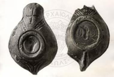 Βασιλική Αρχιερέως Πέτρου. Παλαιοχριστιανικοί λύχνοι εκ του νοτίου κλίτους (ΤΜ - Θ).