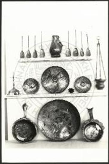 Αργυρά σκεύη εκ του θησαυρού Κρατήγου Μυτιλήνης.