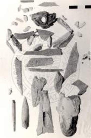 Ταφικός Κύκλος Β, τάφος Δ. Τεμάχια εξ ελεφαντοστού.