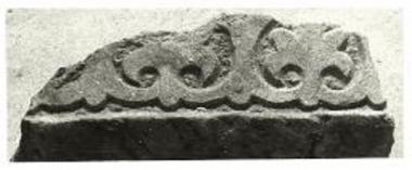 Ανασκαφή εις το Τηγάνι. Τεμάχιο γλυπτού.