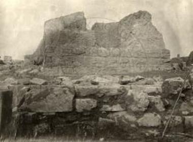 Excavation view (tower masonry).