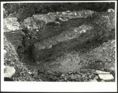 Συστήματα τοιχοδομίας της αιθούσης Α. Νοτία πλευρά (από ΒΑ.).