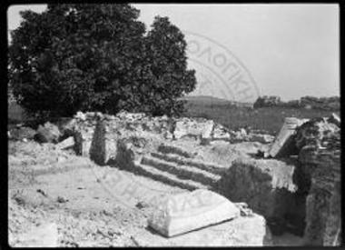 Βασιλική Β (Αλκίσωνος), η ανασκαφή της αψίδας.