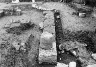 Τemple Β: view of the pronaos.