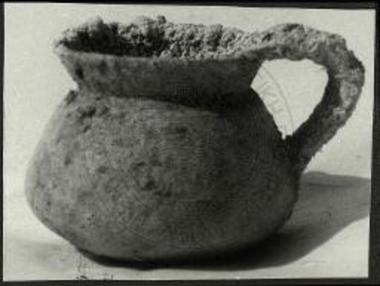 Αγγείον εκ του ελληνιστικού τάφου Κομποθεκράτων.