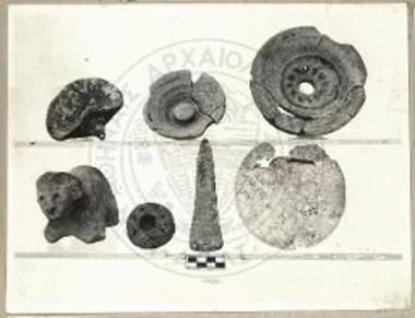 Ανάμεικτα ευρήματα εκ του μεγάρου Σκλαβοκάμπου.