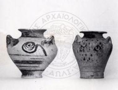Σχήματα ΥΕ αγγείων. Τρίωτοι σταμνίσκοι.