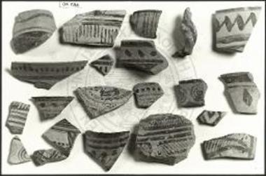 Θραύσματα ερετριακής ΥΓ κεραμικής του τελευταίου τετάρτου του 8ου π.Χ. αι.