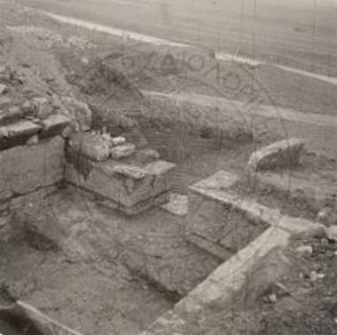 Burial chamber of rectangular tomb.