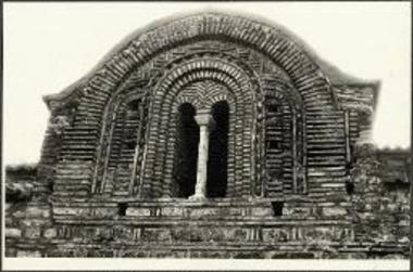 Βουλγαρέλι Άρτας. Το παράθυρον της Παναγίας Βελλάς μετά την αναστήλωσιν αυτού.