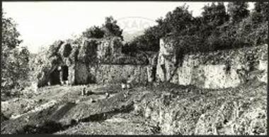 Άποψις της περιοχής του σπηλαίου υπ' αριθ. 1, από Βορειοανατολικών.