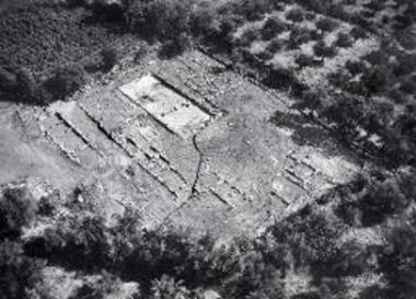 Αεροφωτογραφία της ρωμαϊκής έπαυλης βορειοανατολικά του Ασκληπιείου.