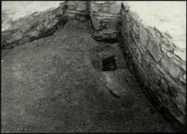 Αγ. Χαράλαμπος Μαρωνείας. Άποψη των δύο αψίδων του ναού.