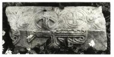 Ναός των Αγ. Θεοδώρων «στου Καλού». Τεμάχιο γείσου.