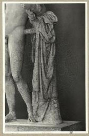 (EN) The drapery of the Hermes at Olympia.