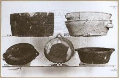 Λεκάναι του τάφου Αγίων Παρασκιών.