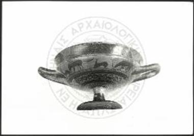 Μελανόμορφος αττική κύλιξ.