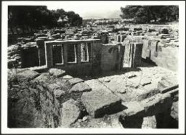 Όψις του Μεγάρου Γ Τυλίσου εκ ΒΑ. μετά την αποκατάστασιν αυτού.