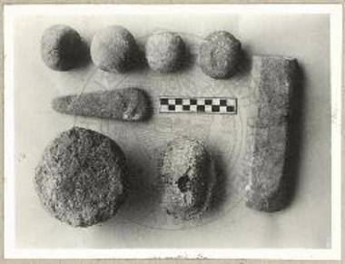 Ανάμεικτα ευρήματα εκ του μεγάρου Σκλαβοκάμπου.