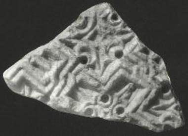 Τηγάνι, ναός. Τεμάχιον θωρακίου.