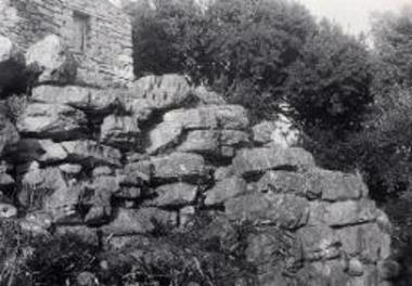 Κυκλώπειος πύργος Ελληνικού Μουριατάδας.