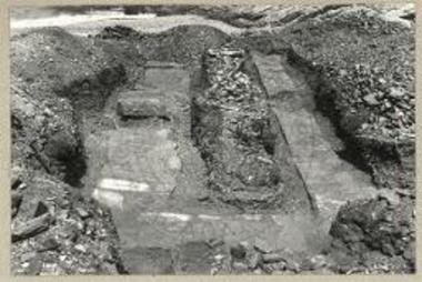 ΙΚΑΡΙΑ. 1ος και 2ος δυτικός τοίχος του βορείου οικοδομήματος από Ν.