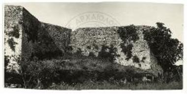 Άποψις του εσωτερικού τείχους του οχυρού.