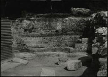 Αγ. Χαράλαμπος Μαρωνείας. Άποψη του συνθρόνου.
