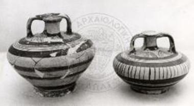 Stirrup jars