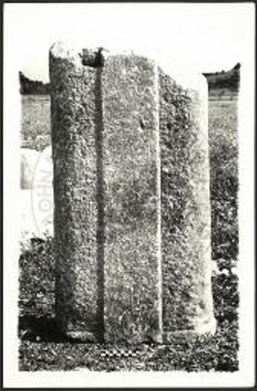 Διαχωριστικός κιονίσκος παραθύρου.