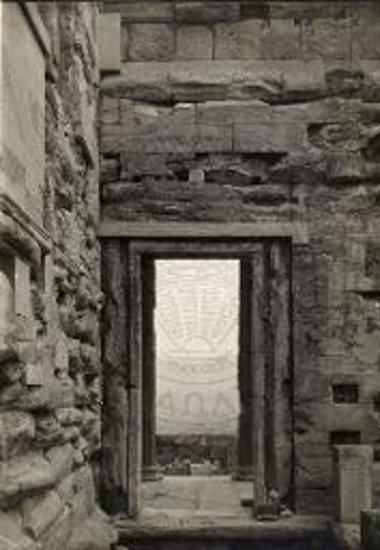 Erechtheion. The north porch. A view of the iron beam that was installed between above the inside part of the ancient lintel and below the roof beams.