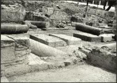 Βασιλική Γλυκέος. Μερική άποψις της βασιλικής από ΝΔ. (μετά την διευθέτησιν του χώρου).