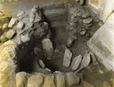 Early Helladic grave.