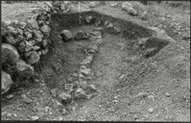 Ανασκαφή κλασικού σπιτιού στο τετράγωνο G12.