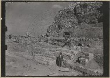 Αμνισός. Ο Μινωικός τοίχος εκ ΝΔ.