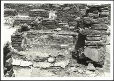 Οικία σφραγισμάτων, φθορές ασβεστοκονιαμάτων.