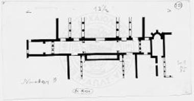 Ο νάρθηξ της βασιλικής Β της Νικοπόλεως και δεξιά το διακονικόν