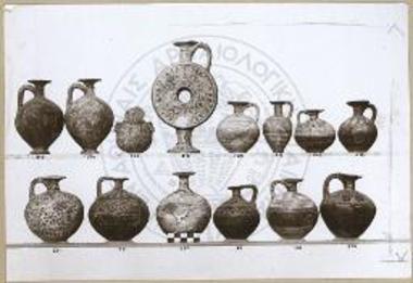 Έτεραι προχοίσκαι-αρυβαλλίσκοι του τάφου των Αγ. Παρασκιών.