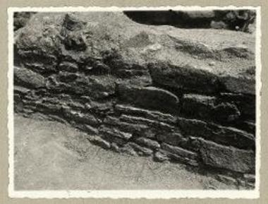 Τρόπος τοιχοδομίας του ανασκαφέντος κτηρίου εις το σημείον γ΄του σχεδίου.