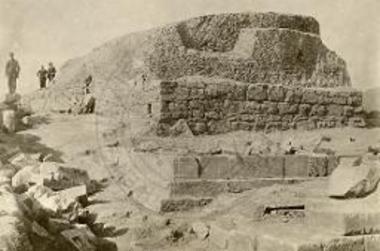 Άποψη της ανασκαφής (τοιχοδομία πύργου).