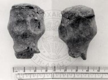 Περιστεριά. Θολωτός τάφος 2. Κεφαλή ανδρικού ( ) ειδωλίου.