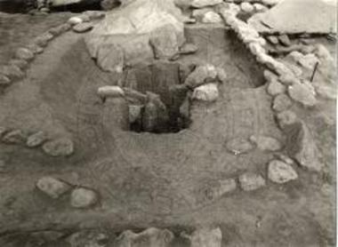 Πρωτοελλαδικός τάφος.