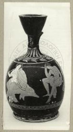 Σικυώνα, Γκράβες, κλασικοί τάφοι. Λήκυθος μετ΄ερυθρομόρφου παραστάσεως.